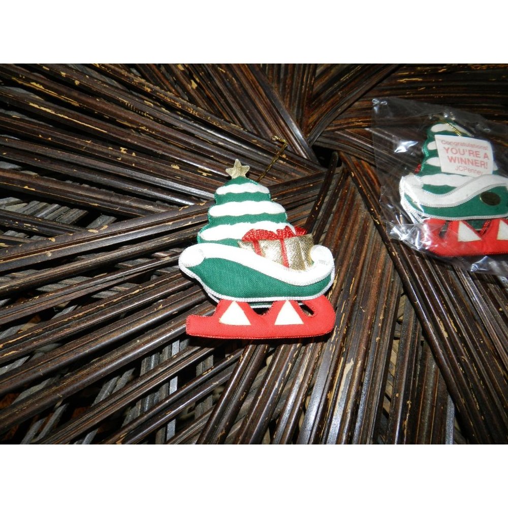 Lot of 42 vintage JC Penny quilted Christmas sleigh ornaments NOS gold, red,